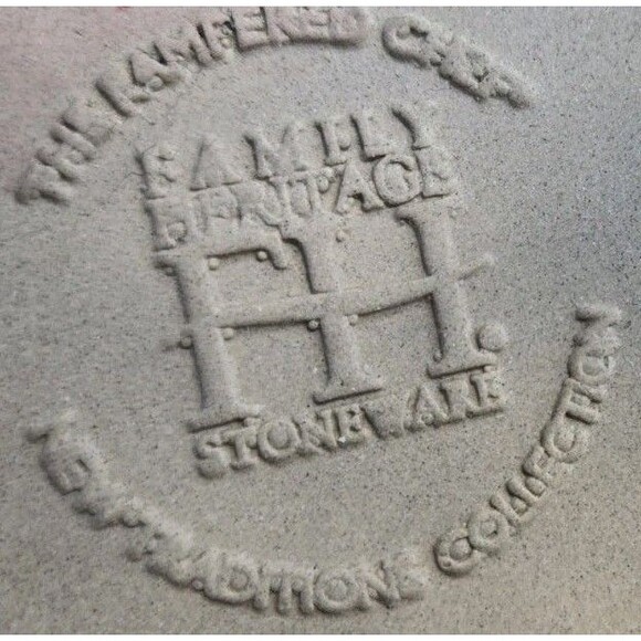 Pampered Chef New Traditions Small Vanilla Stoneware 9.5" Oval Baker Baking Dish - Picture 4 of 10